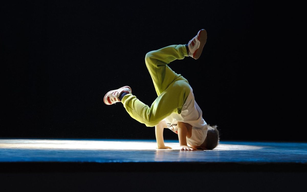 nen fent breake dance